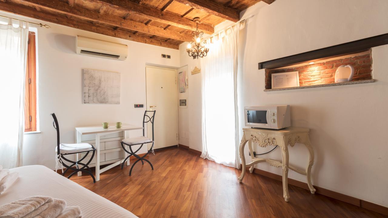 Apartamento Italianway-Ponte Vetero Milán Exterior foto